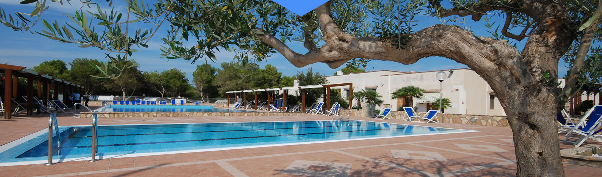 La piscina del villaggio turistico la pineta di San Vito lo Capo